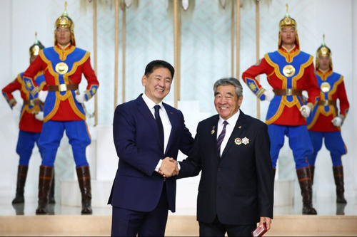 ubpress/image/2025/10/29/e0f4lcejveqw8xa6/Кино